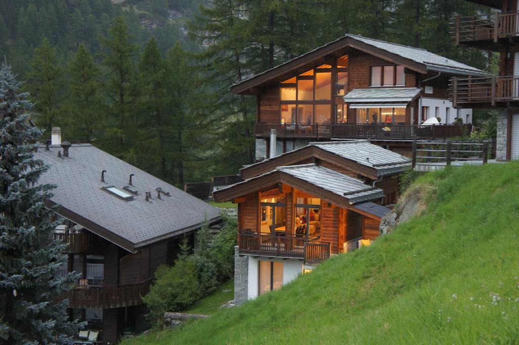 Chalet A La Casa Villa Zermatt Exterior photo